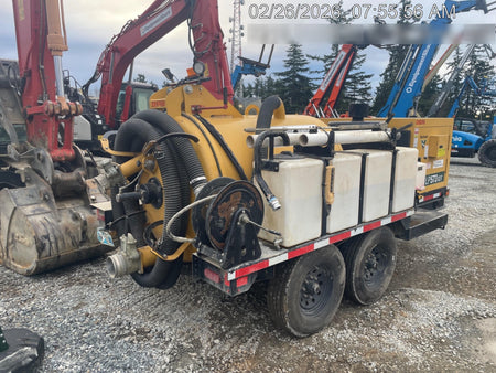 2022 Vac-Tron LP573XDT T4 Koehler Diesel Engine, 500 Gallon Debris Tank, x2 100 Gallon Water Tanks
