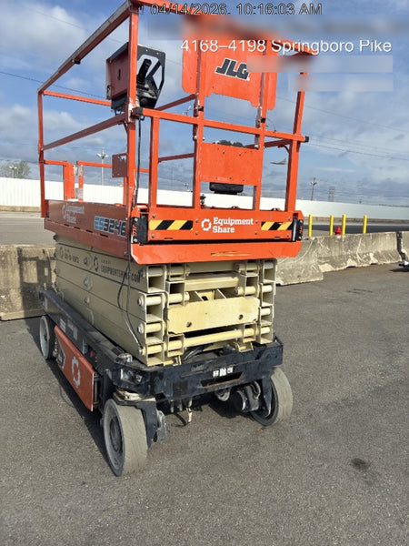 2023 JLG ES3246