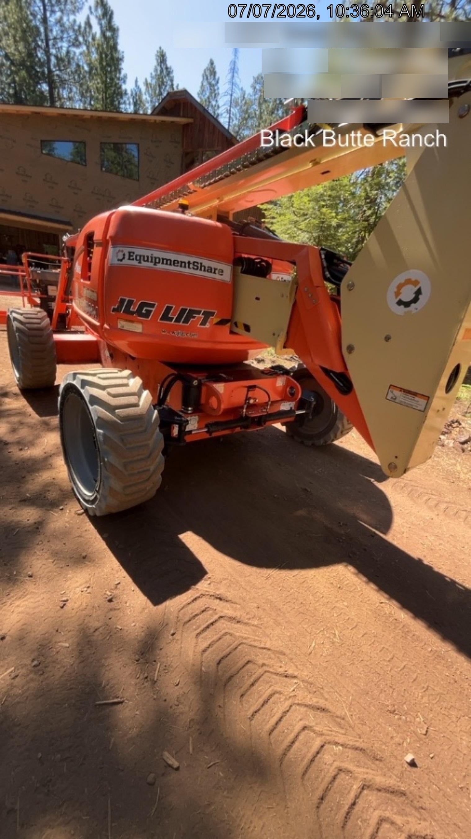 2021 JLG 600AJ