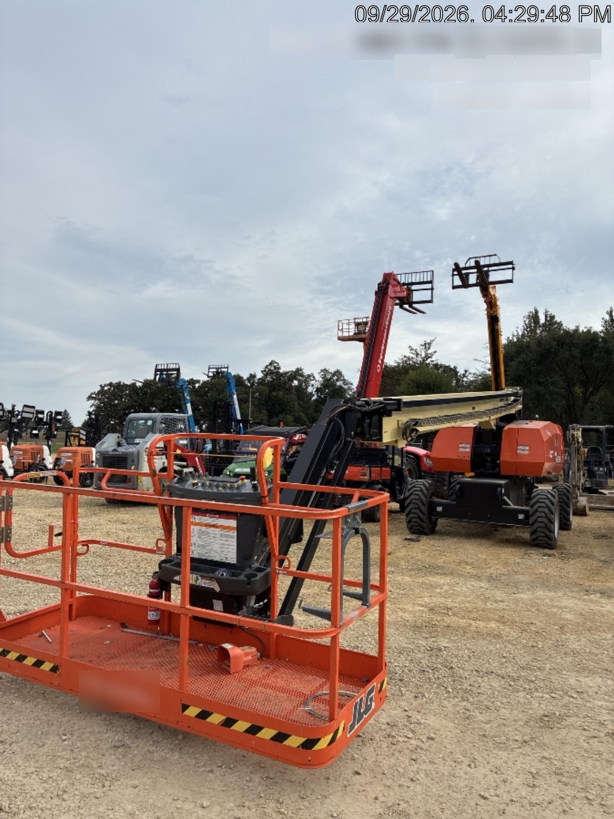 2025 JLG 860SJ