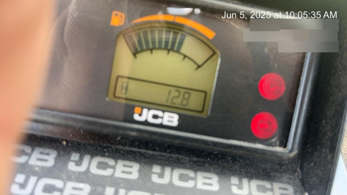 2025 JCB 940-4
