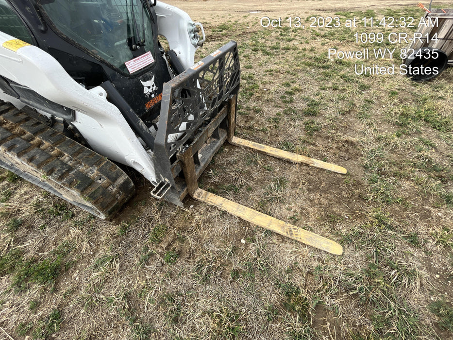 2021 PALADIN 48" Pallet Forks - Paladin