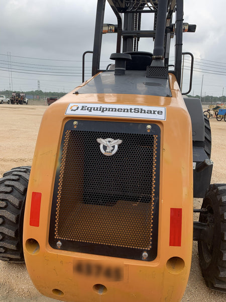 2019 CASE 588H