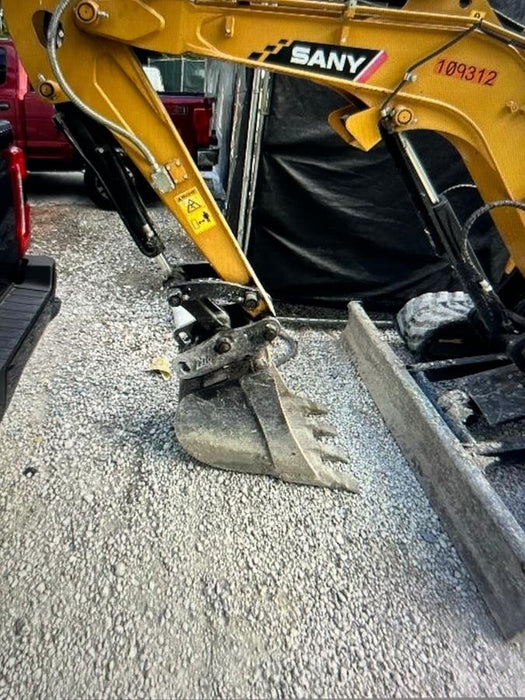 2024 SOLESBEE 18" Bucket - Solesbee