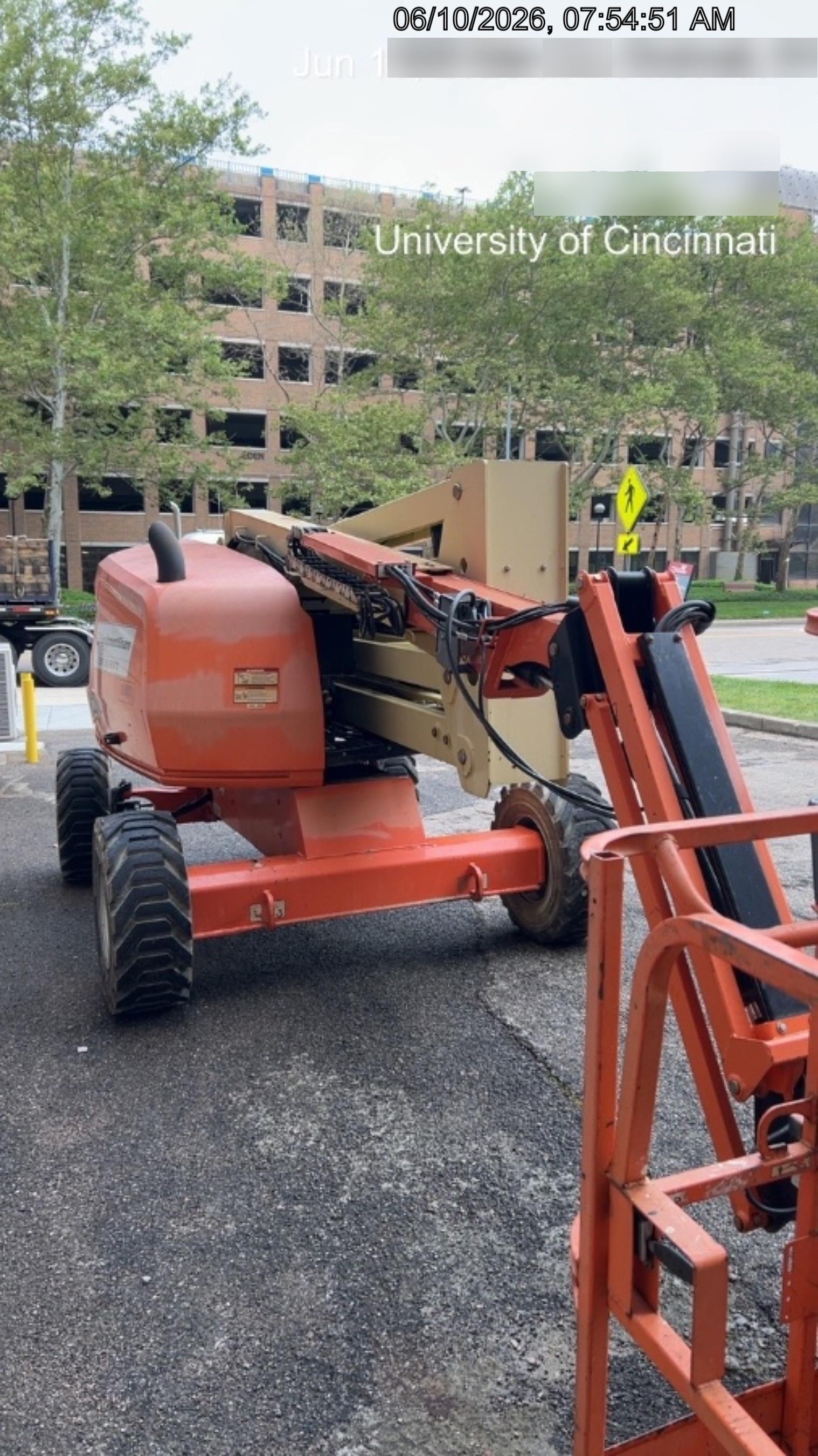 2019 JLG 450AJ