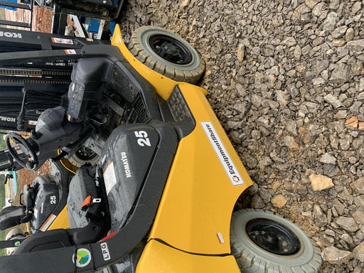 2021 KOMATSU FG25T-16 LP