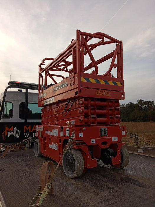 2021 Lgmg AS1932E Electric Drive, Solid Non Marking Tires, Dual Beacons