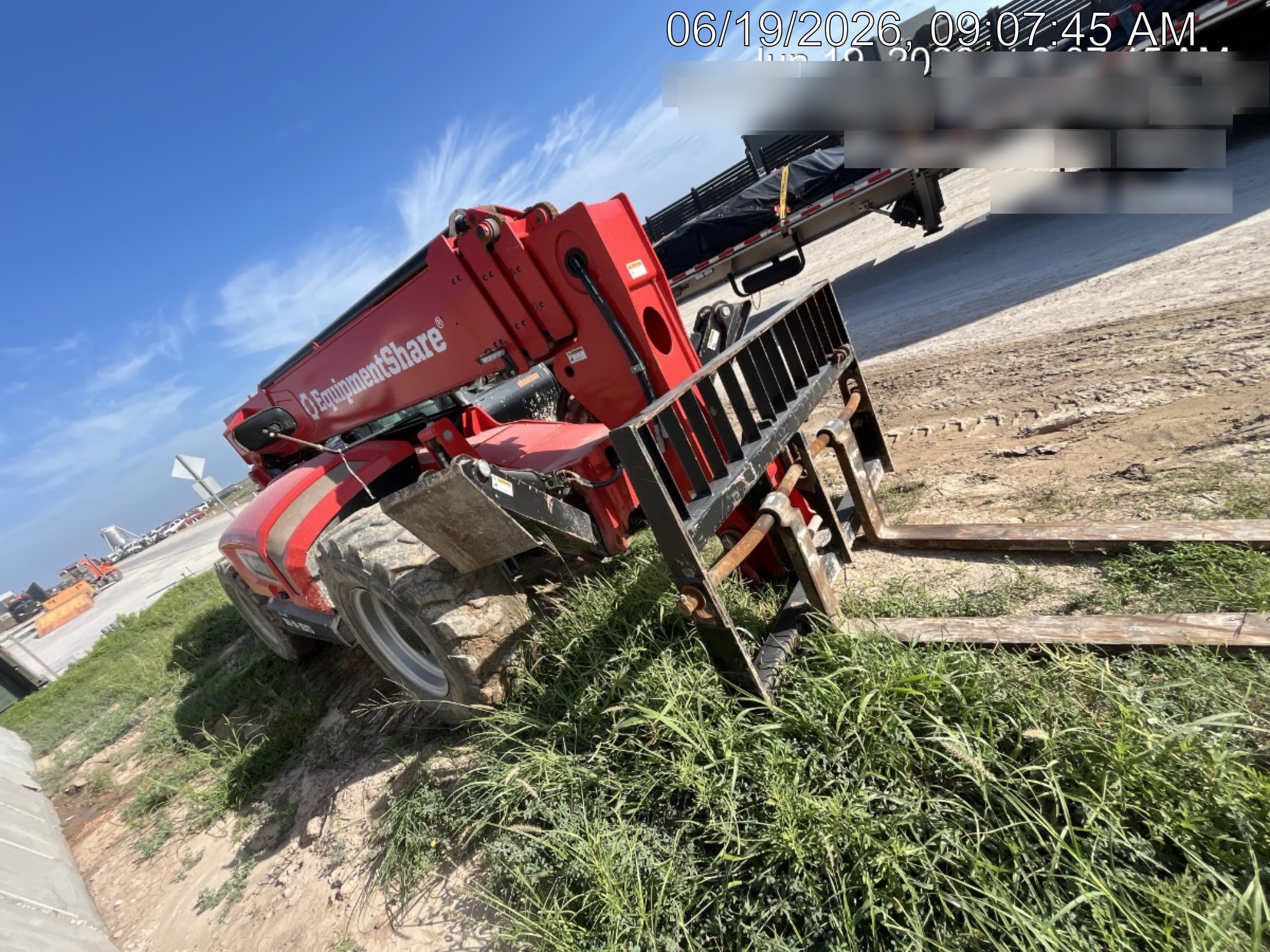 2025 MANITOU MTA1055