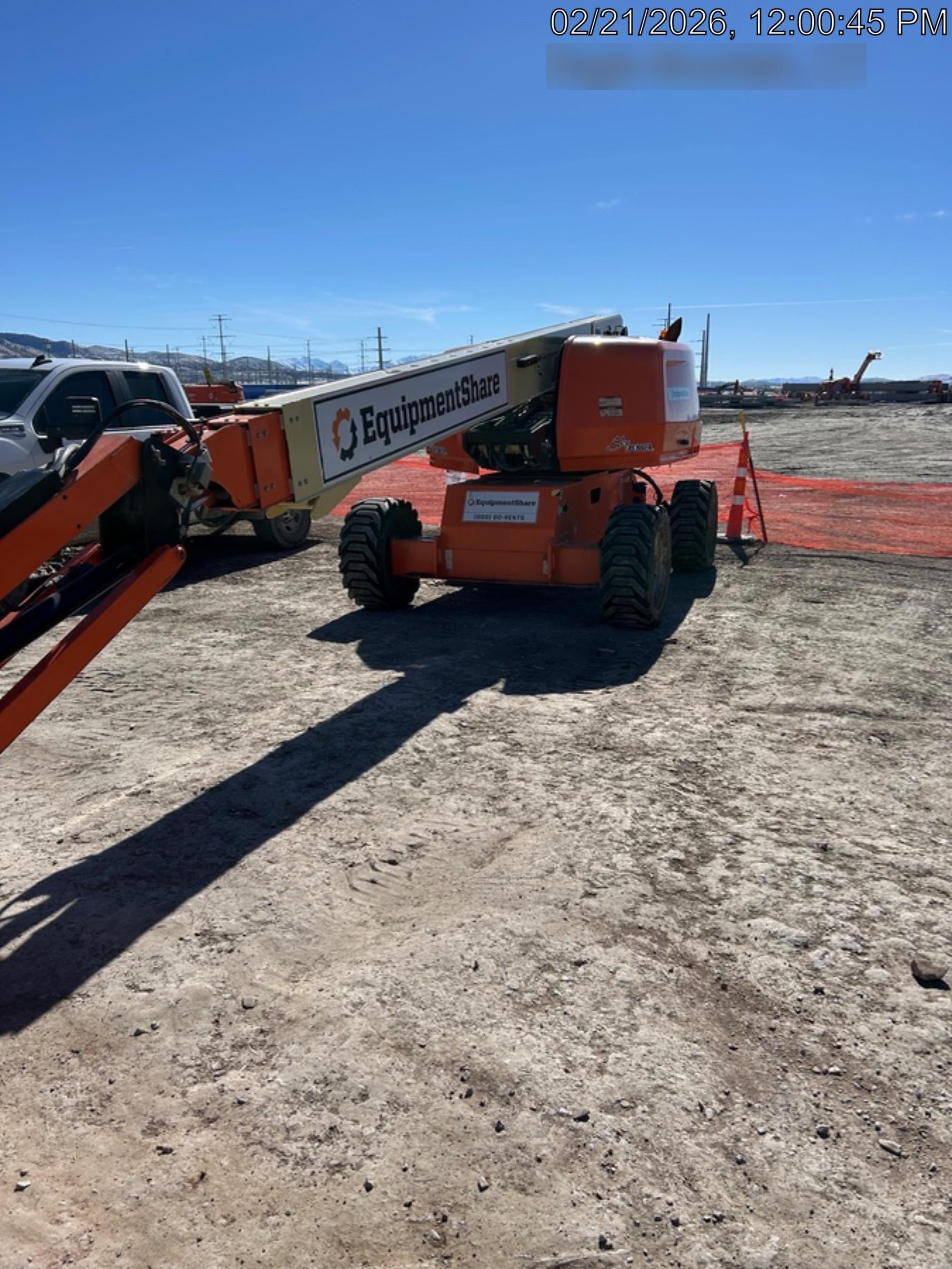 2020 JLG 660SJ