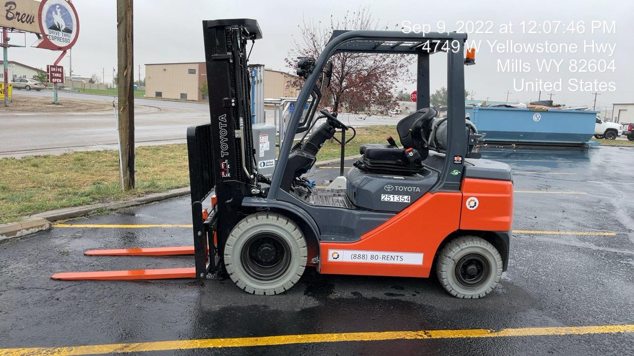 2022 TOYOTA 50-8FGU25