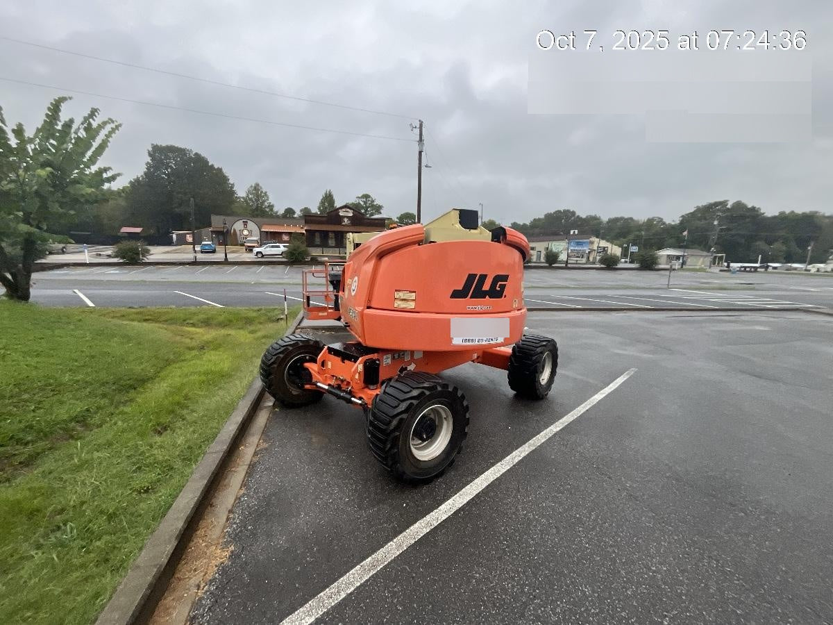 2019 JLG 450AJ