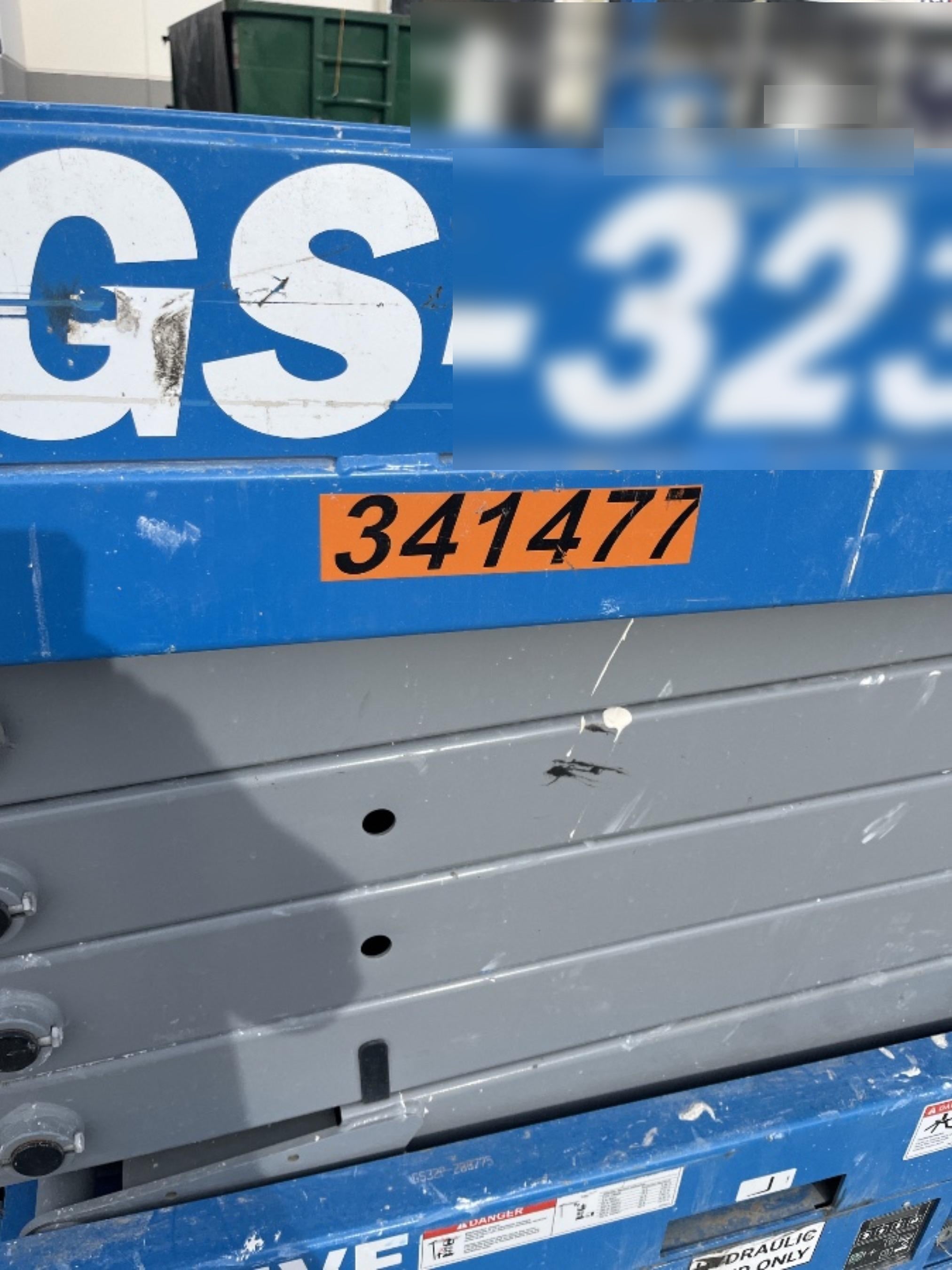 2023 GENIE GS-3232