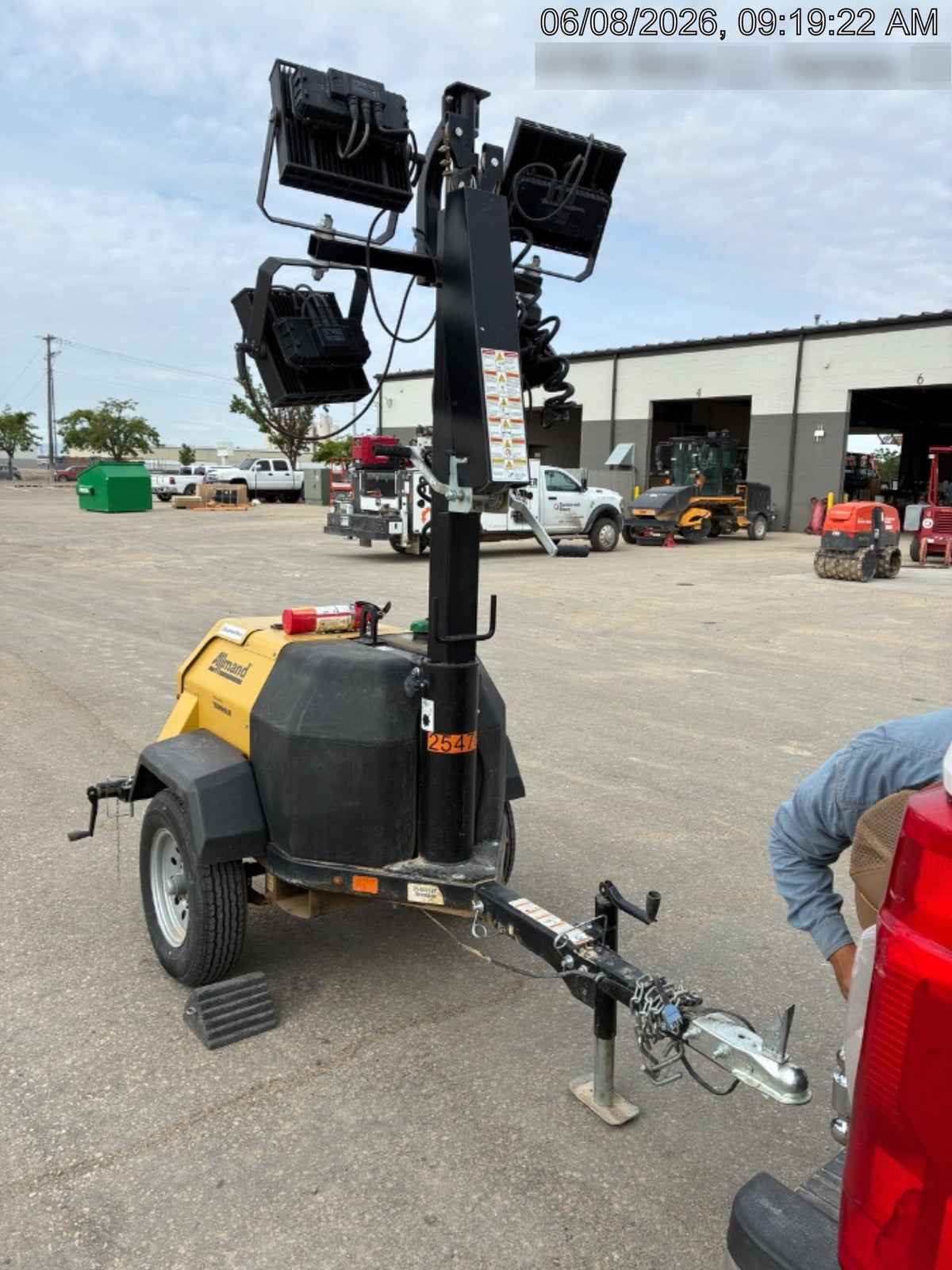 2022 Allmand NLV3GR (4) LED Light Fixture 350W, 23' Vertical Mast, 3kW Prime, Towable, ES Decals, T3