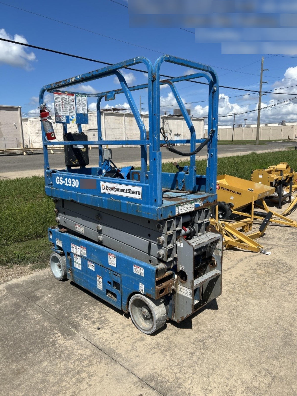 2019 Genie GS-1930 Fixed Rails with Chain Entry