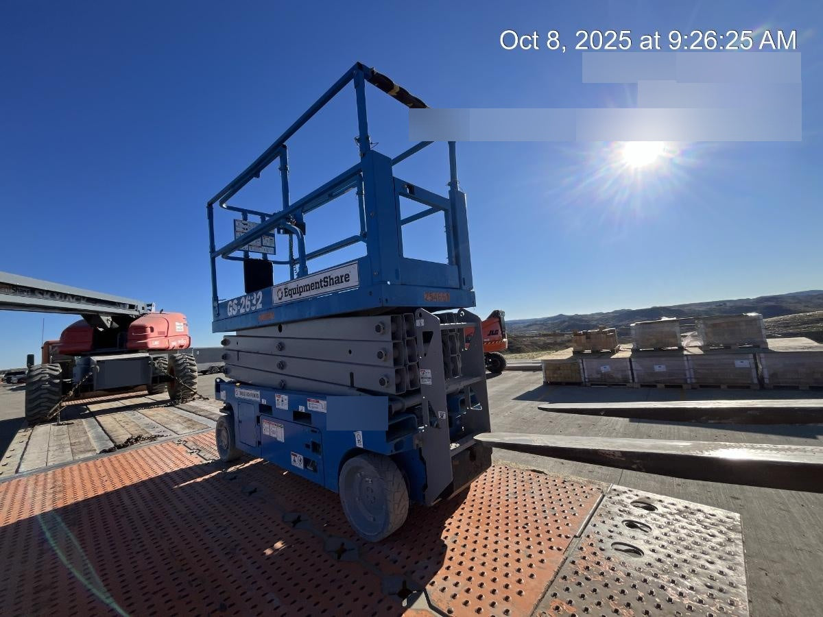 2022 GENIE GS-2632