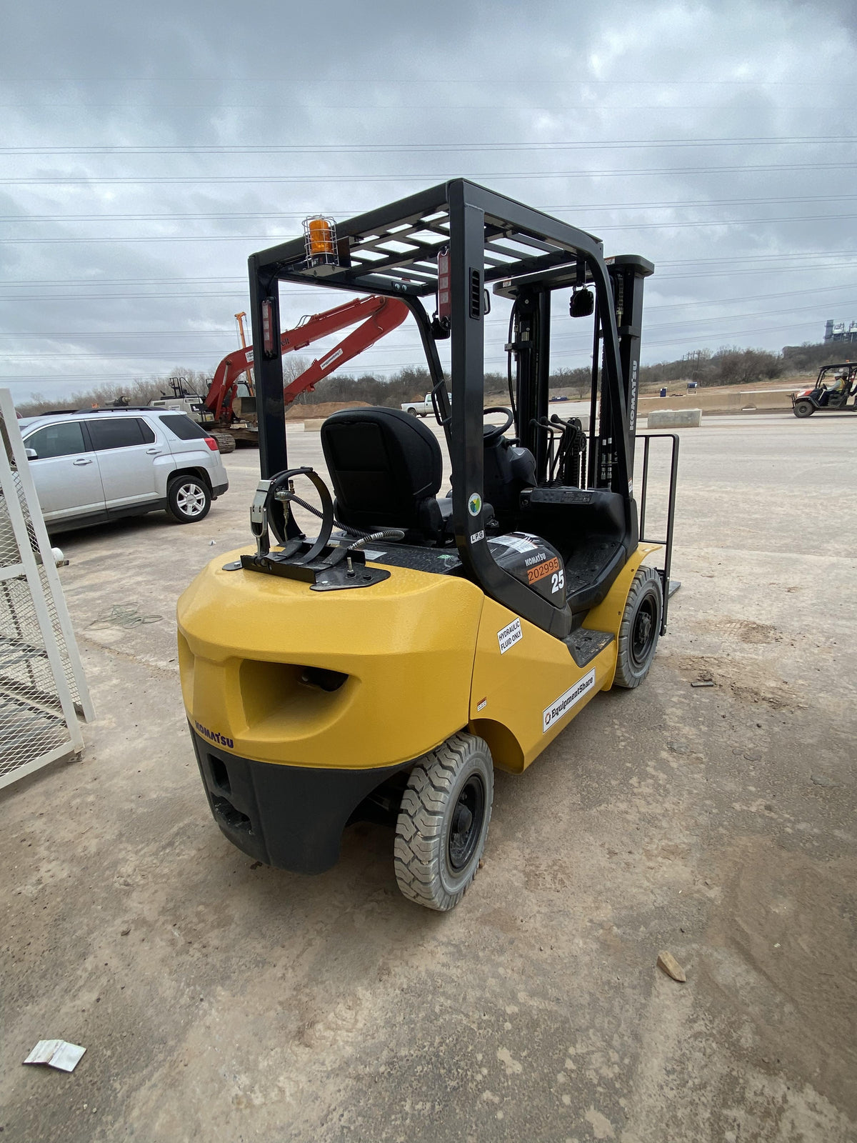 2022 KOMATSU FG25T-16
