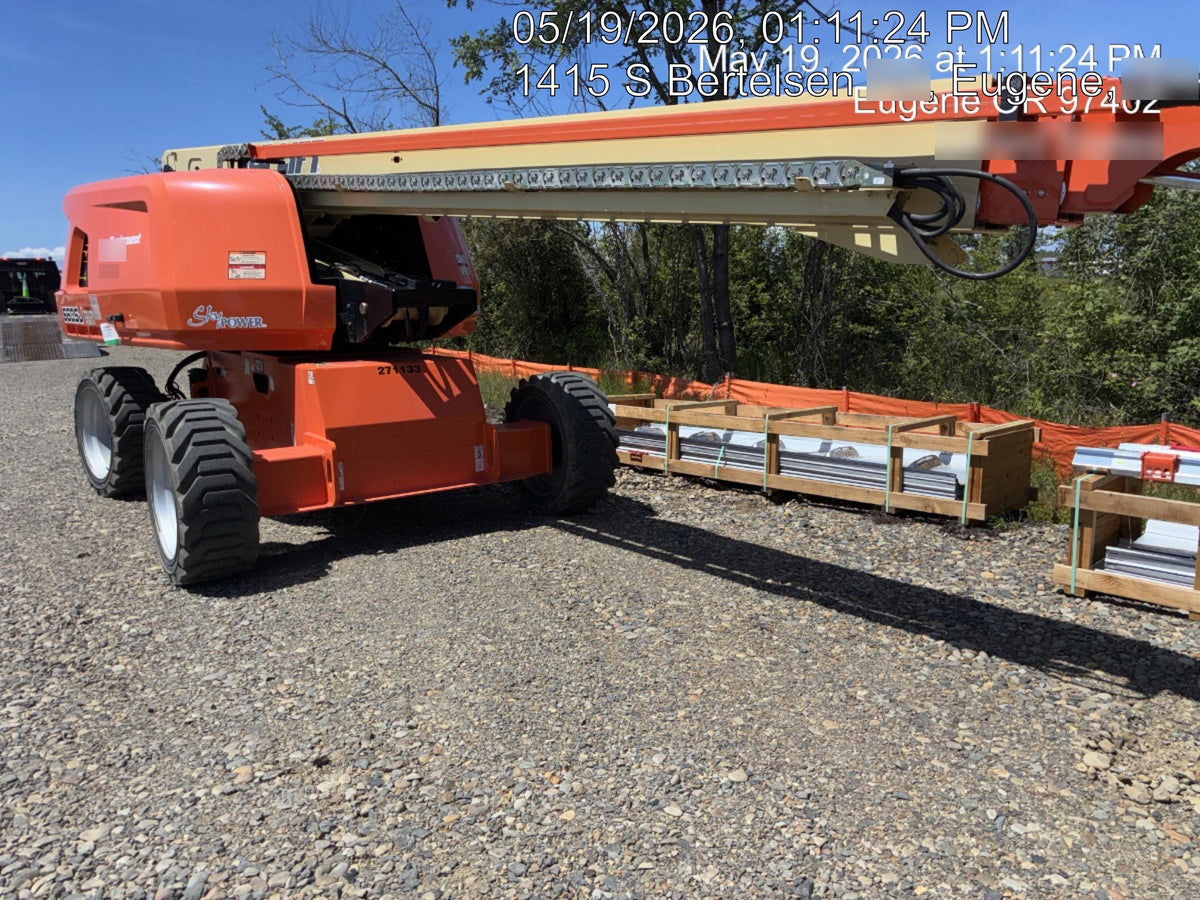 2022 JLG 660SJ