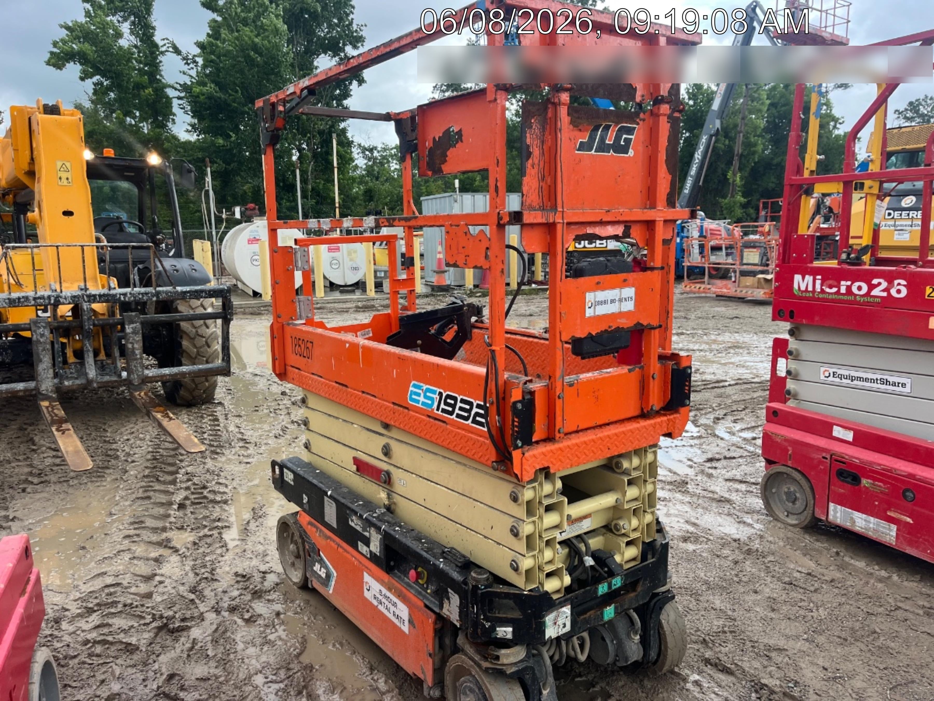 2021 JLG ES1932