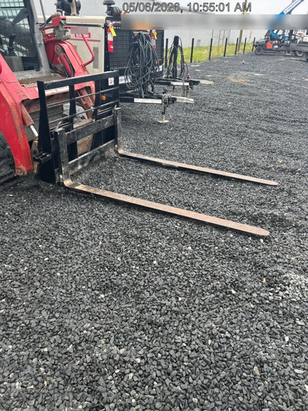 2025 ARROW MATERIAL HANDLING F5100CB - 72"