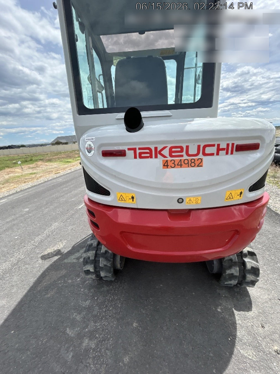 2024 TAKEUCHI TB235-2CR