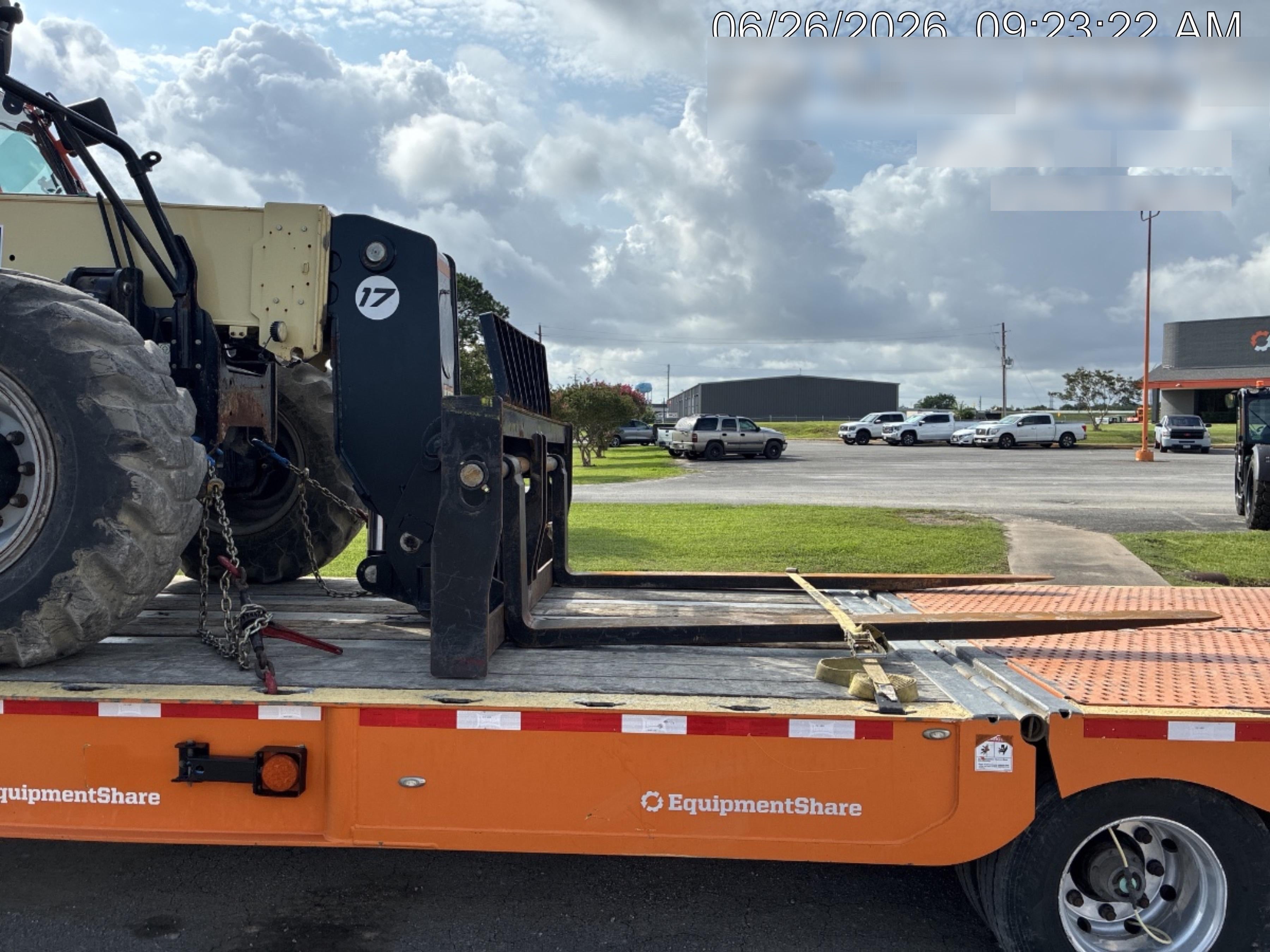 2022 JLG 1732
