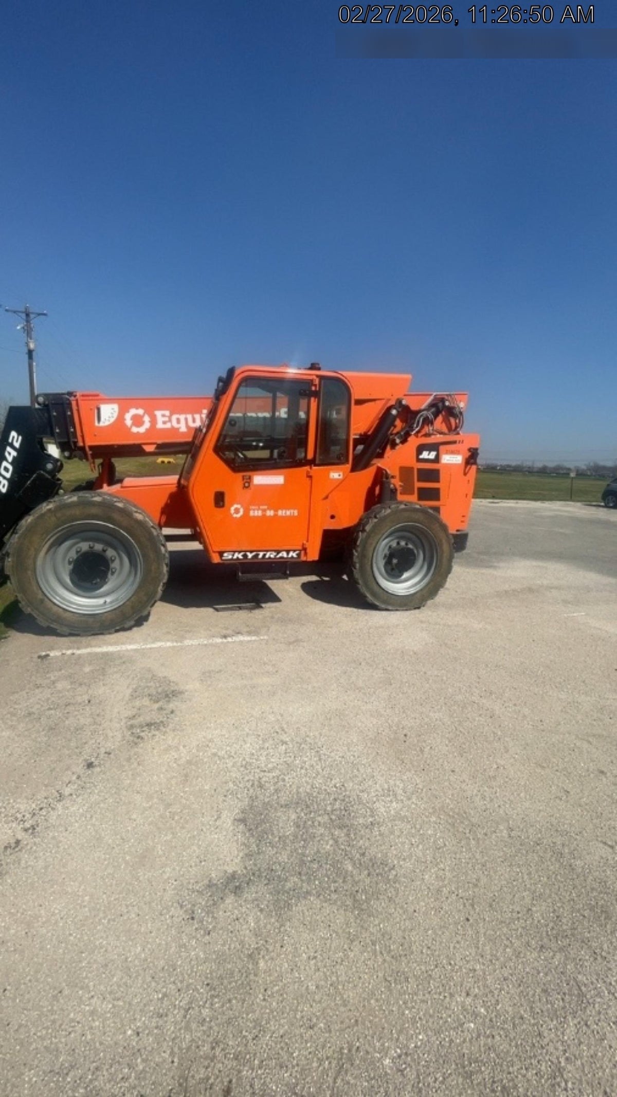 2023 SKYTRAK 8042