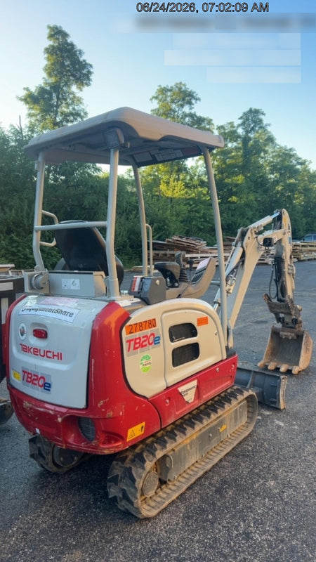 2022 TAKEUCHI TB20e