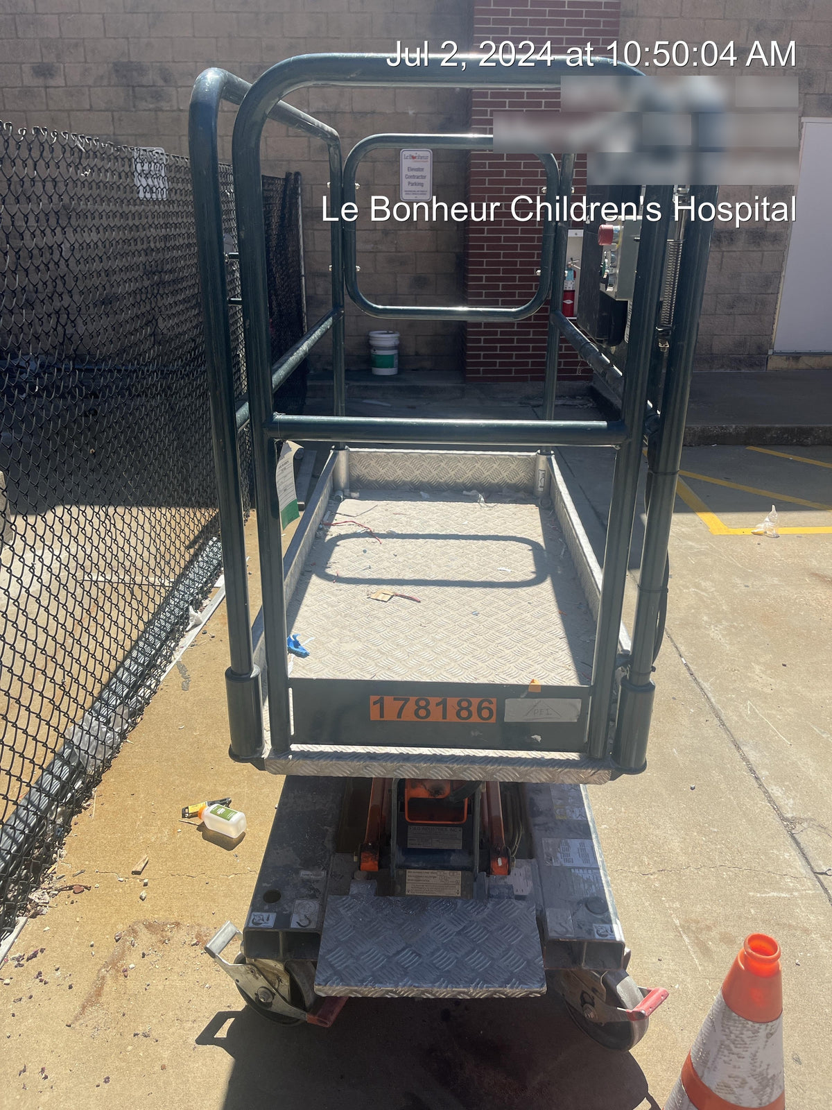 2021 JLG 1030P