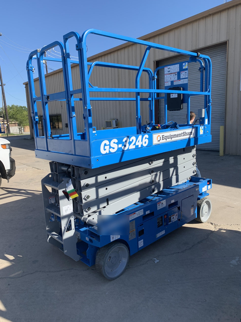 2022 GENIE GS-3246