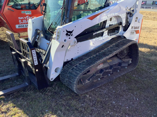 2020 Bobcat T740 74Hp T4, Cab/Heat/Air, Selectable Joystick Controls, Aux Hydraulics, Backup Alarm, P29 Performance Package, Rubber Tracks, Auto Ride Control, Reversing Fan, 7-Pin Attachment Control Kit