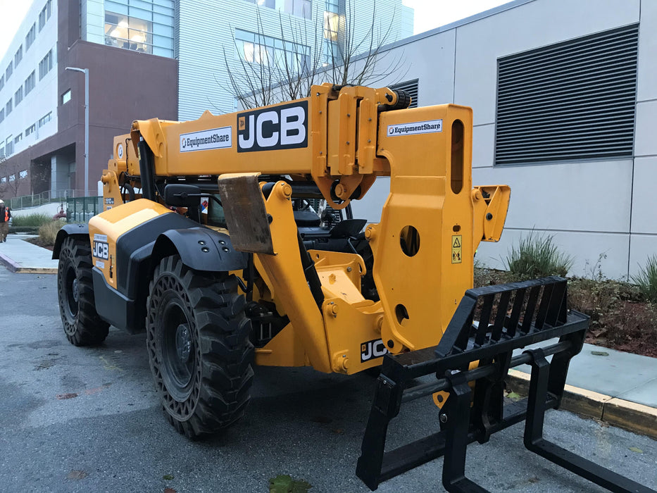 2019 JCB 510-56 74 HP w/Open ROPS, Beacon, Aux Hydraulics, Worklights, Solid Tires w/60" Carriage/Forks