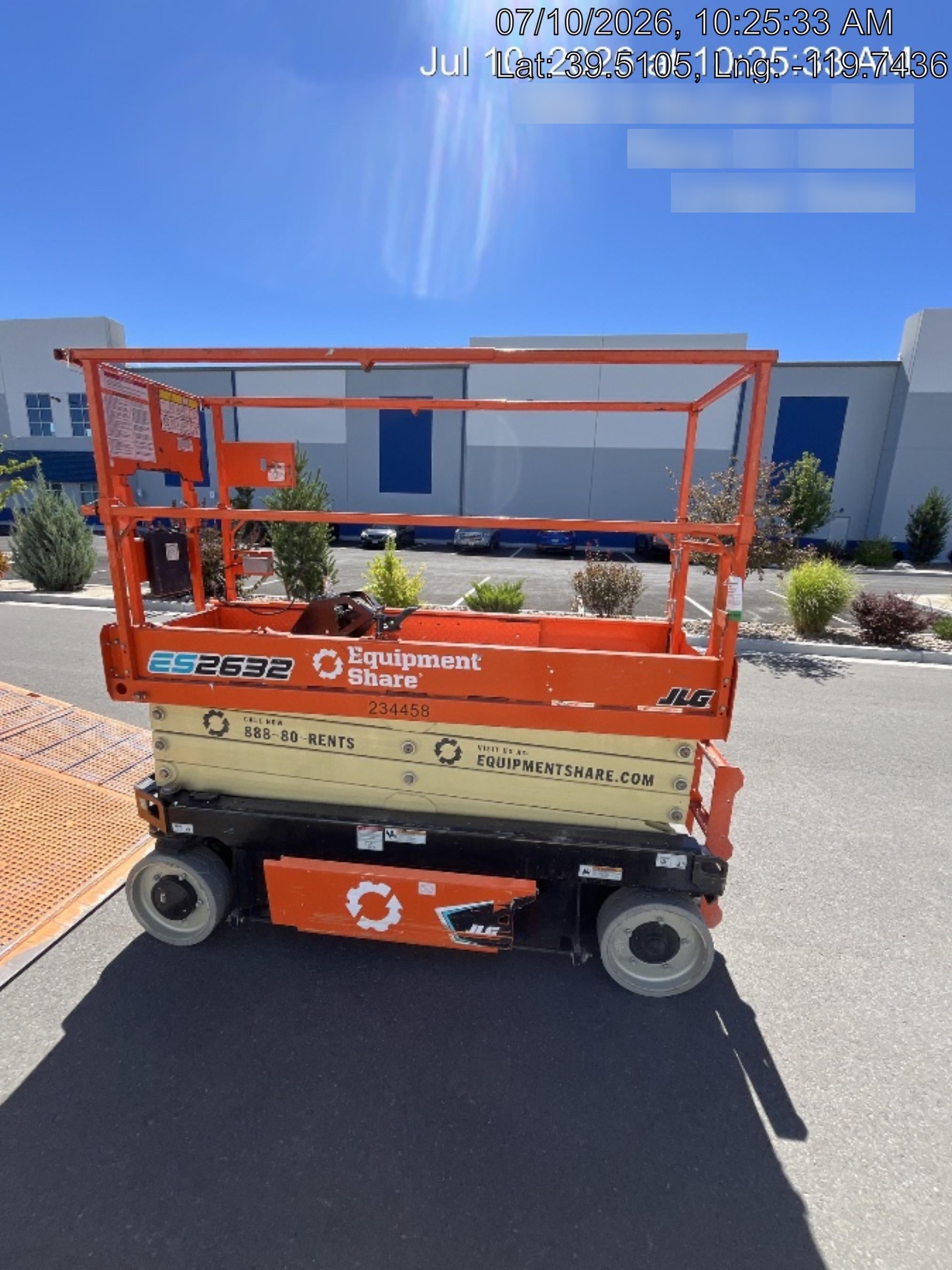 2022 JLG ES2632