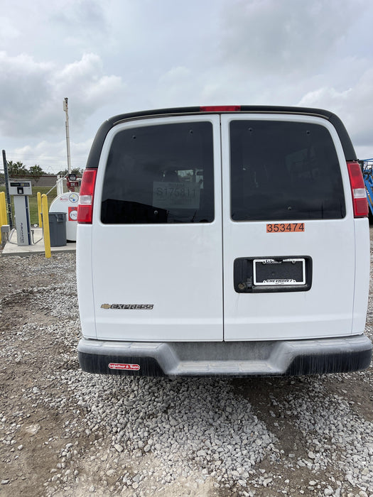 2023 CHEVROLET Express Van - Rental