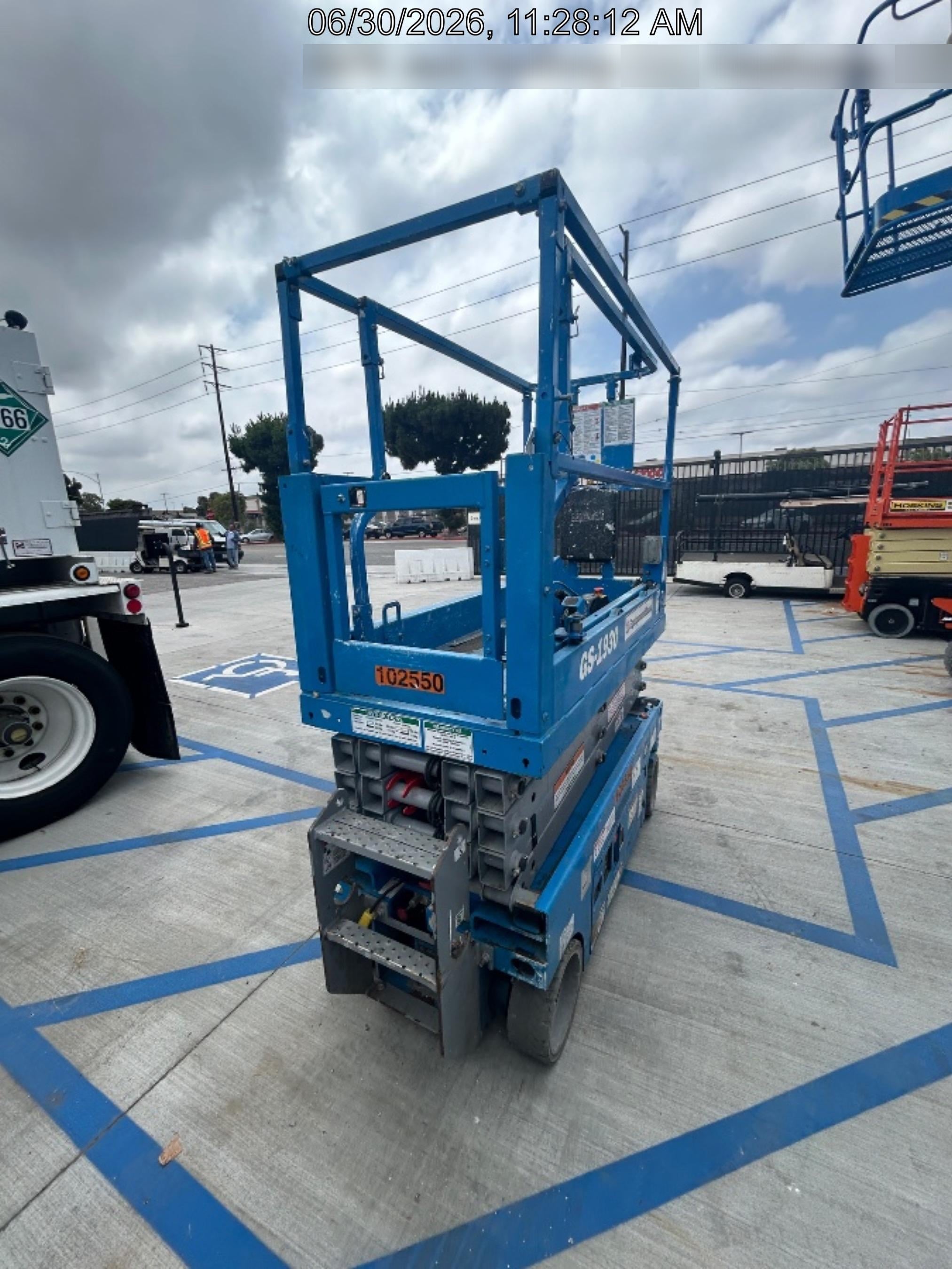 2020 Genie GS-1930 Solid Non Marking Tires, Beacon, Folding rails with half height swing gate, 800W Inverter