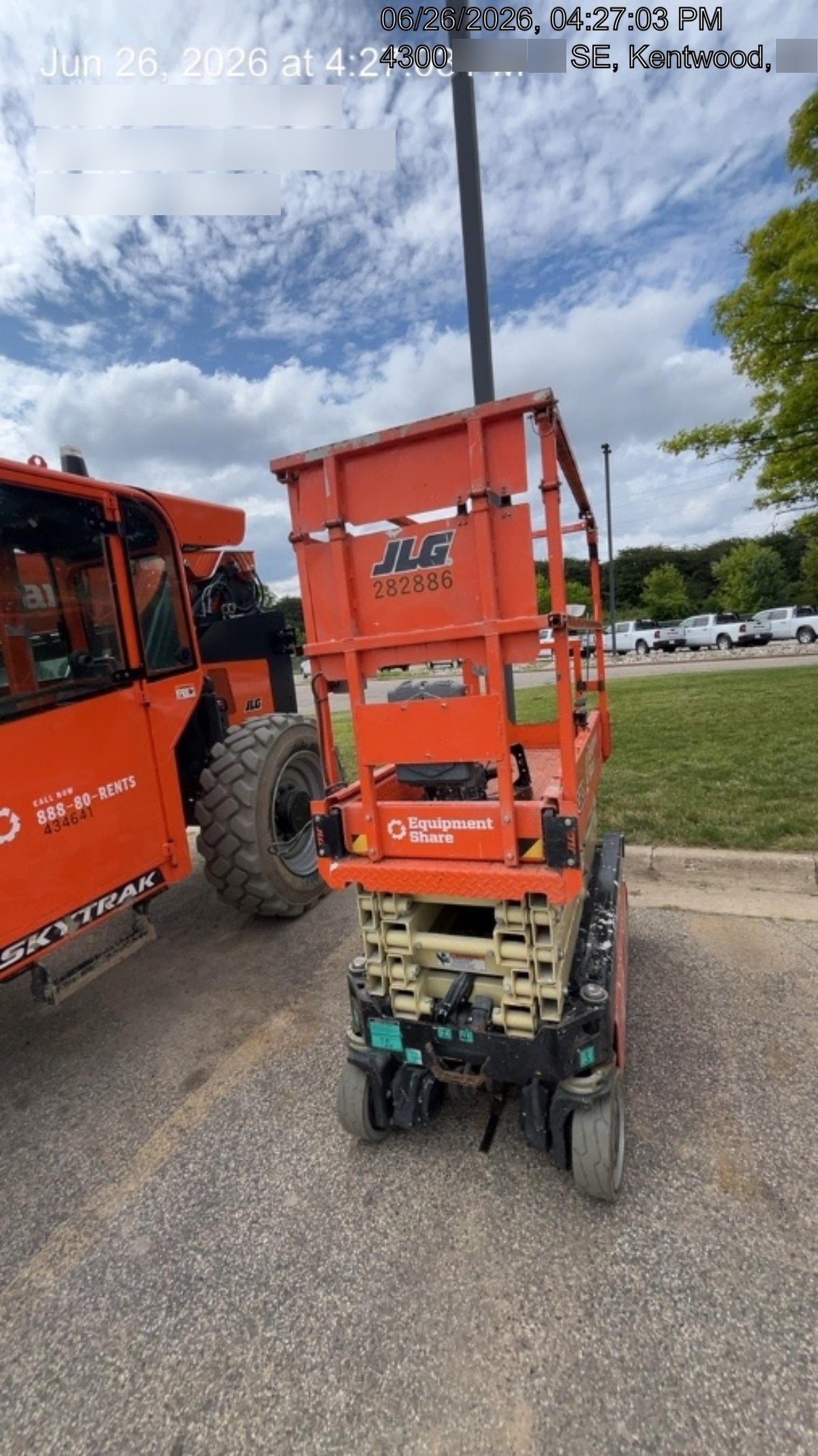 2022 JLG ES1932