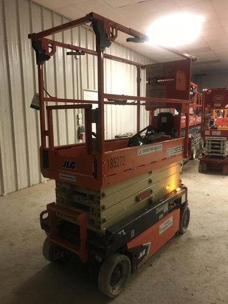 2021 JLG ES1932