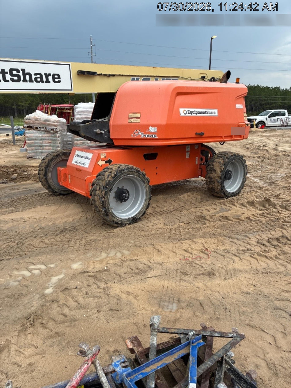 2020 JLG 660SJ