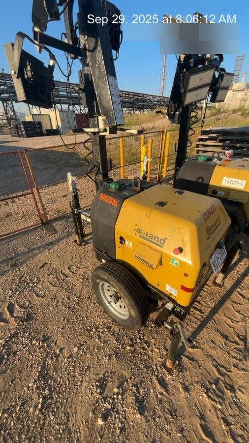 2022 Allmand NLV3GR (4) LED Light Fixture 350W, 23' Vertical Mast, 3kW Prime, Towable, ES Decals, T3