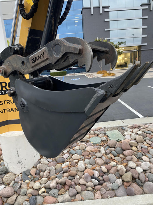 2024 STEEL UNLIMITED 12" Bucket, Mini Excavator. Steel Unlimited