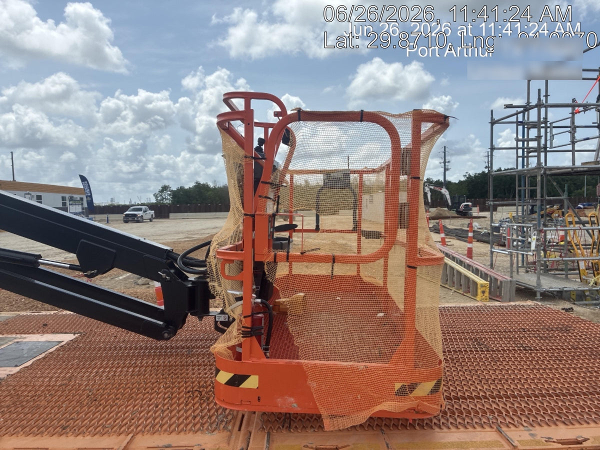 2025 JLG 660SJ