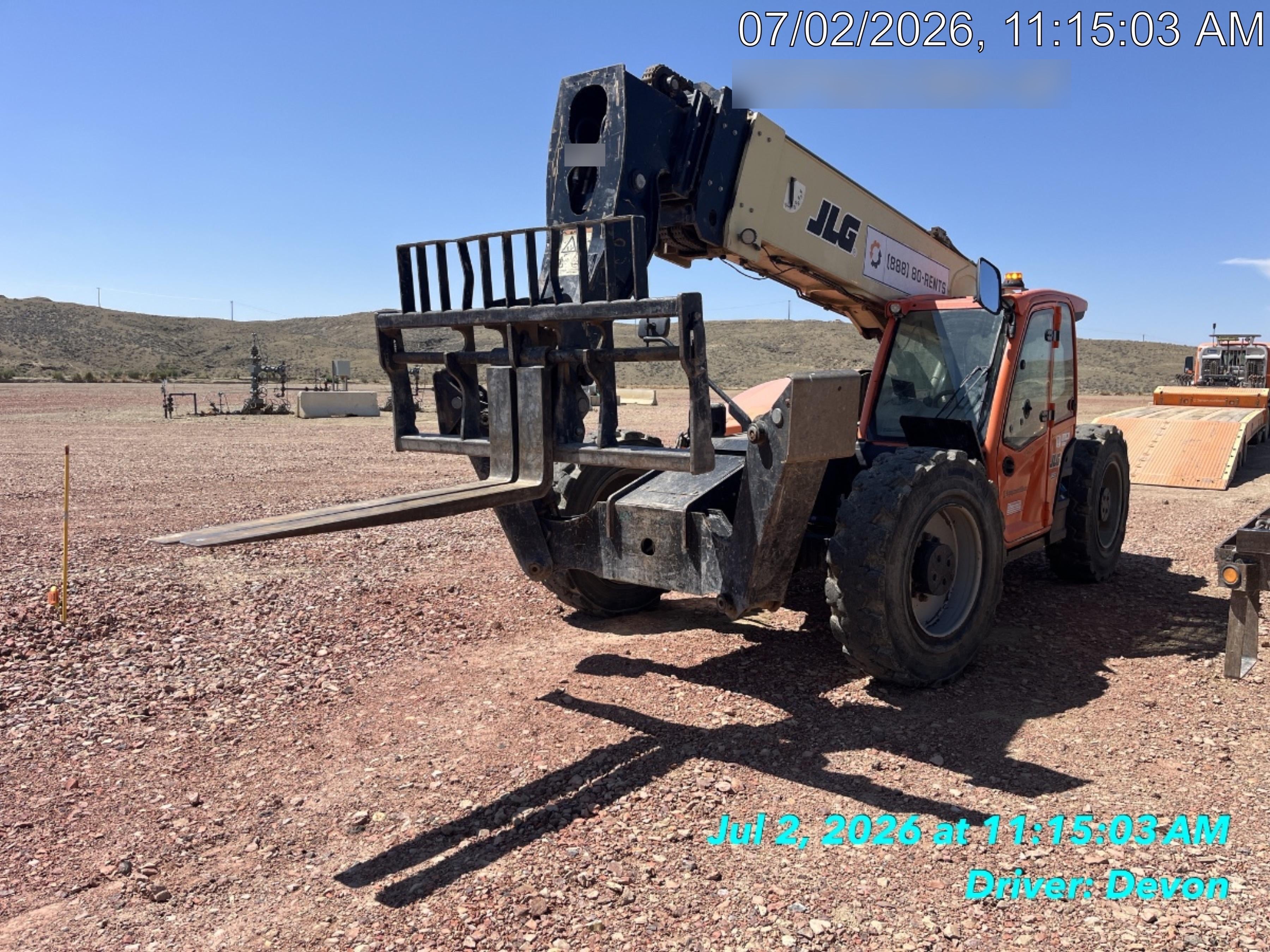 2019 JLG 1255 JLG 1255 T4F w/Full Cab, HVAC, Solid Tires, Work Lights/Beacon, 60" Carriage/Forks