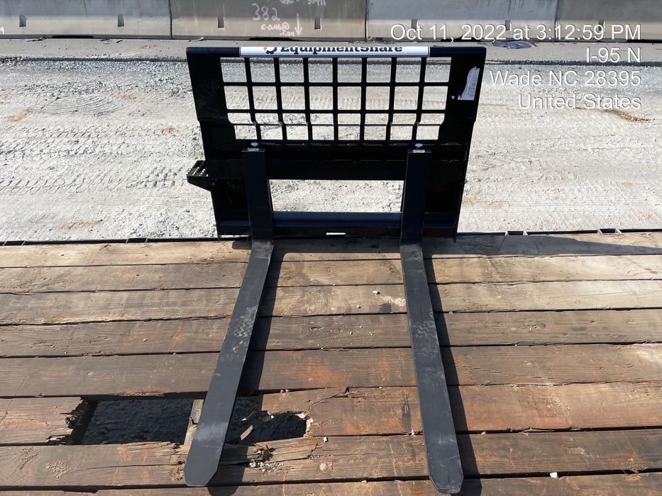 2022 ARROW MATERIAL HANDLING 60" Pallet Forks - Arrow