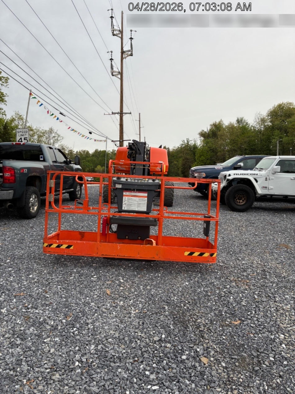 2025 JLG 660SJ