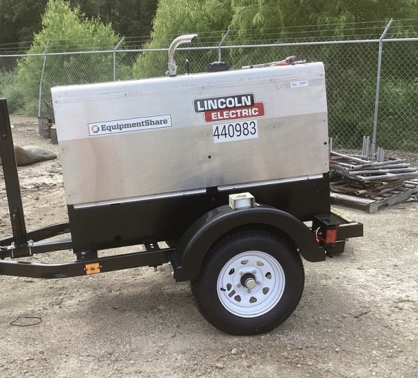 2024 Lincoln Electric LE400 Kubota V1505, Trlr, Cable Rack, Light Kit, ES Decals, T3