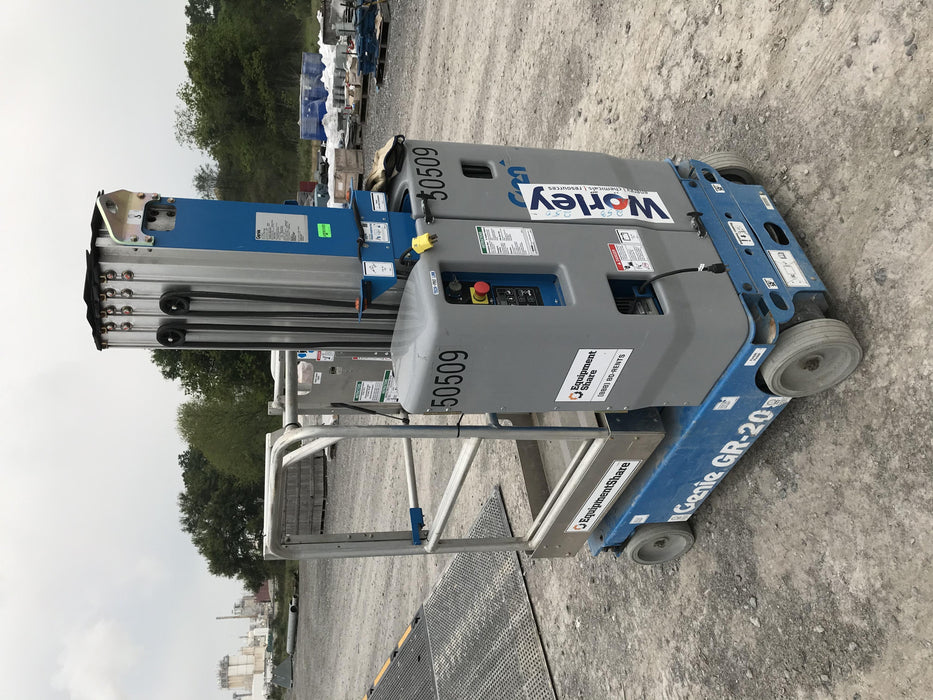 2019 GENIE GR-20