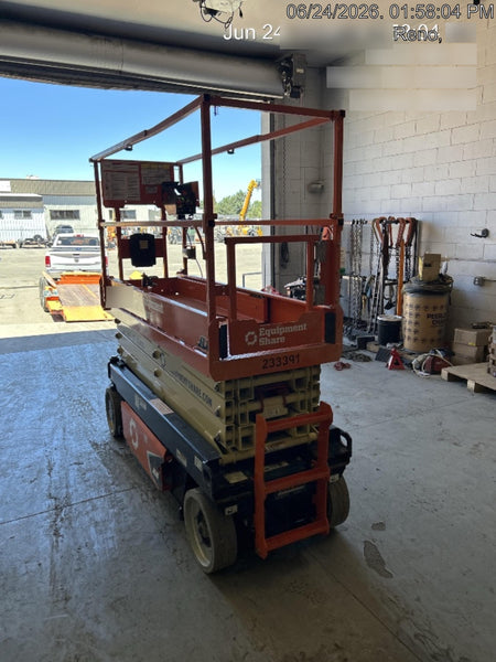2022 JLG ES2632