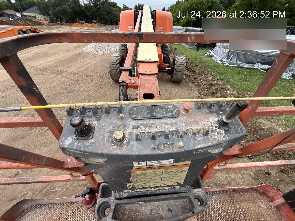 2021 JLG 600S