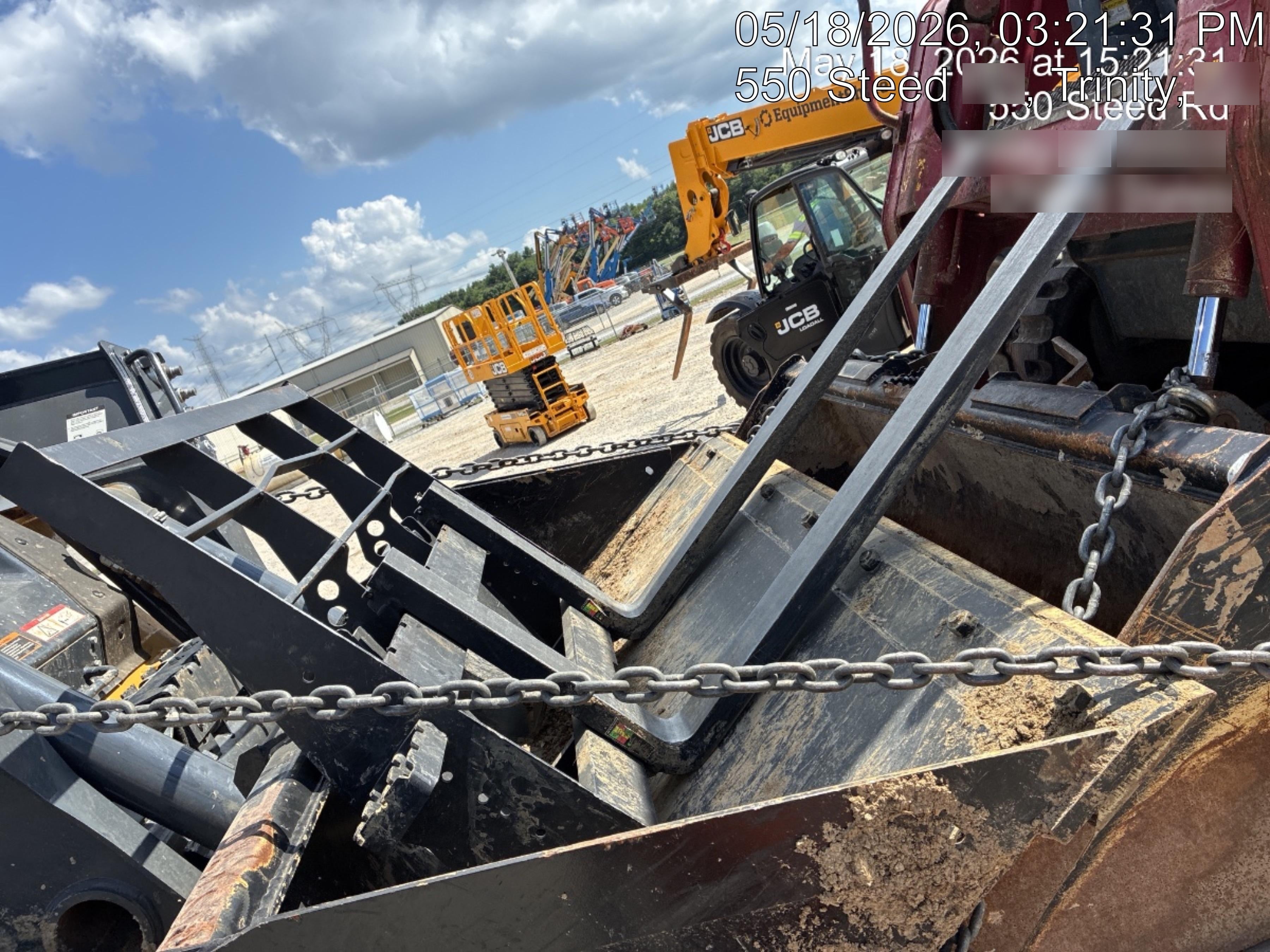 2025 ARROW MATERIAL HANDLING 48" Pallet Forks - Arrow