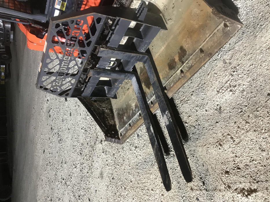 2020 PALADIN 48" Pallet Forks - Paladin