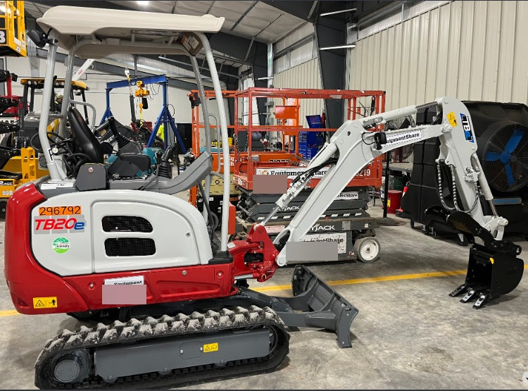 2023 TAKEUCHI TB20e